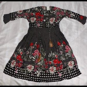 This dress is BRAND NEW and NEVER WORN!!